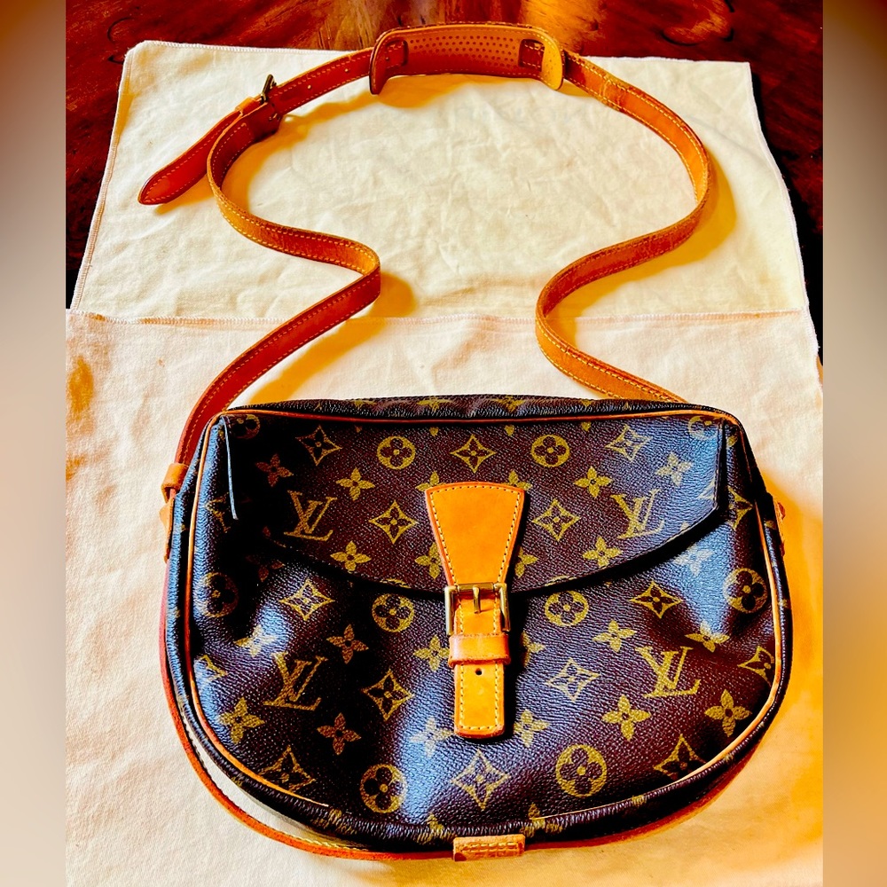 Authentic Louis Vuitton Jeune Fille GM